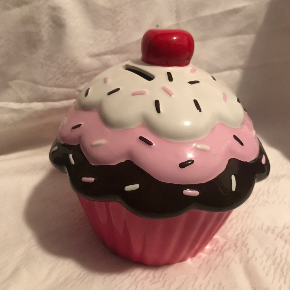 Cupcakes piggy bank